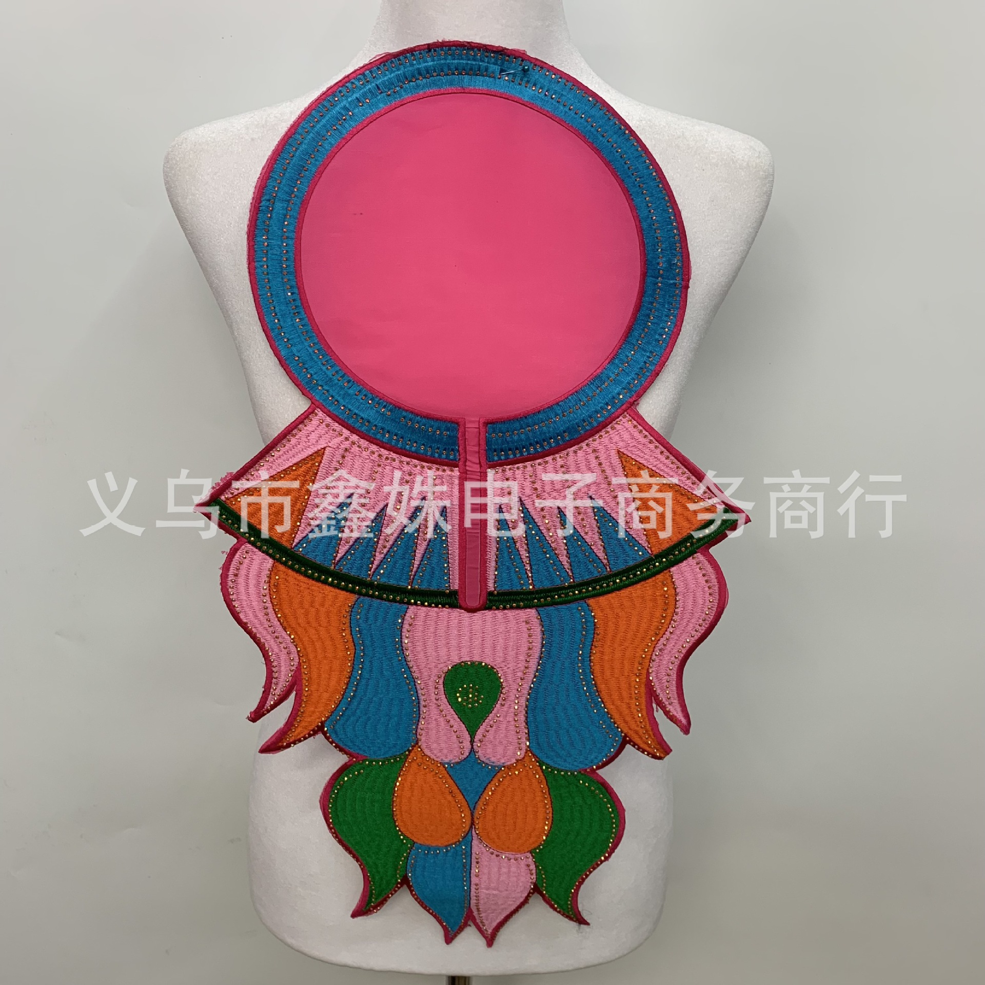 Best-selling stage costume accessories with irregular-shaped embroidered circular collars