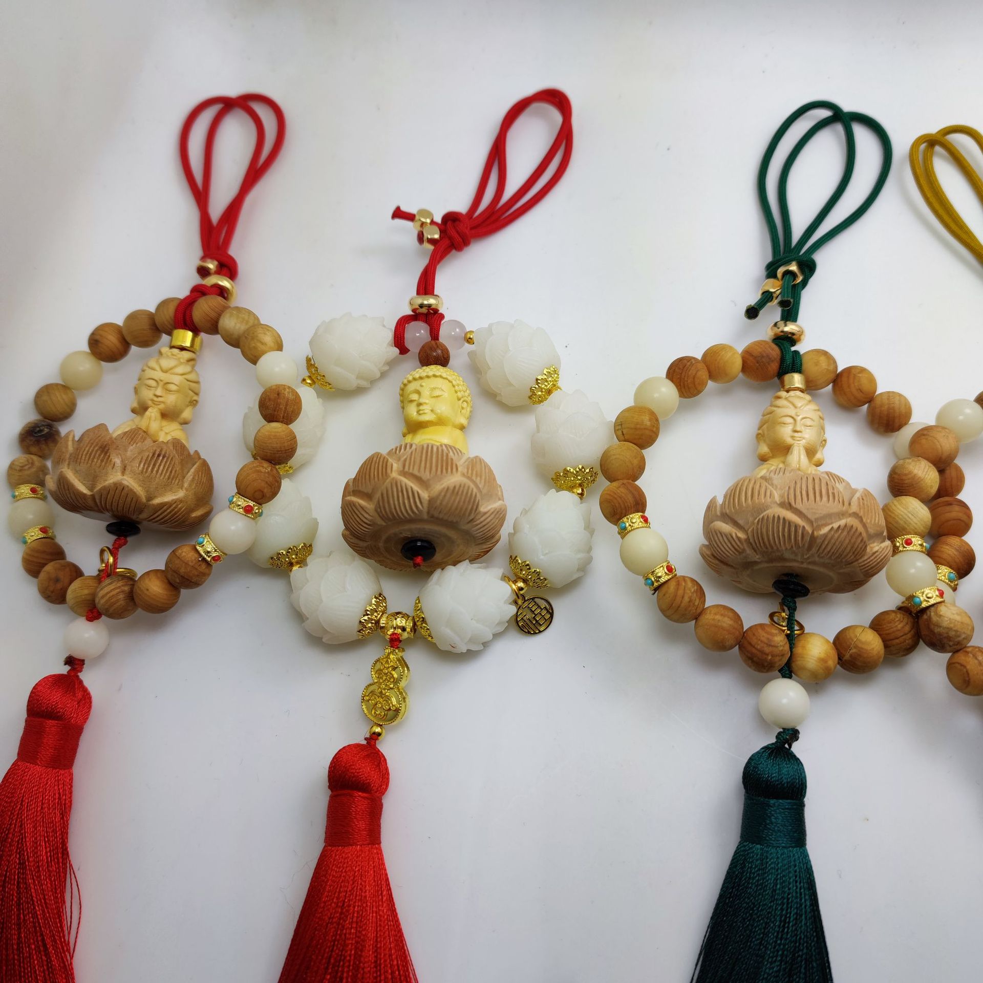 汽车挂件车内挂饰 莲生佛后视镜平安吊坠男女款莲花桃木流苏国风