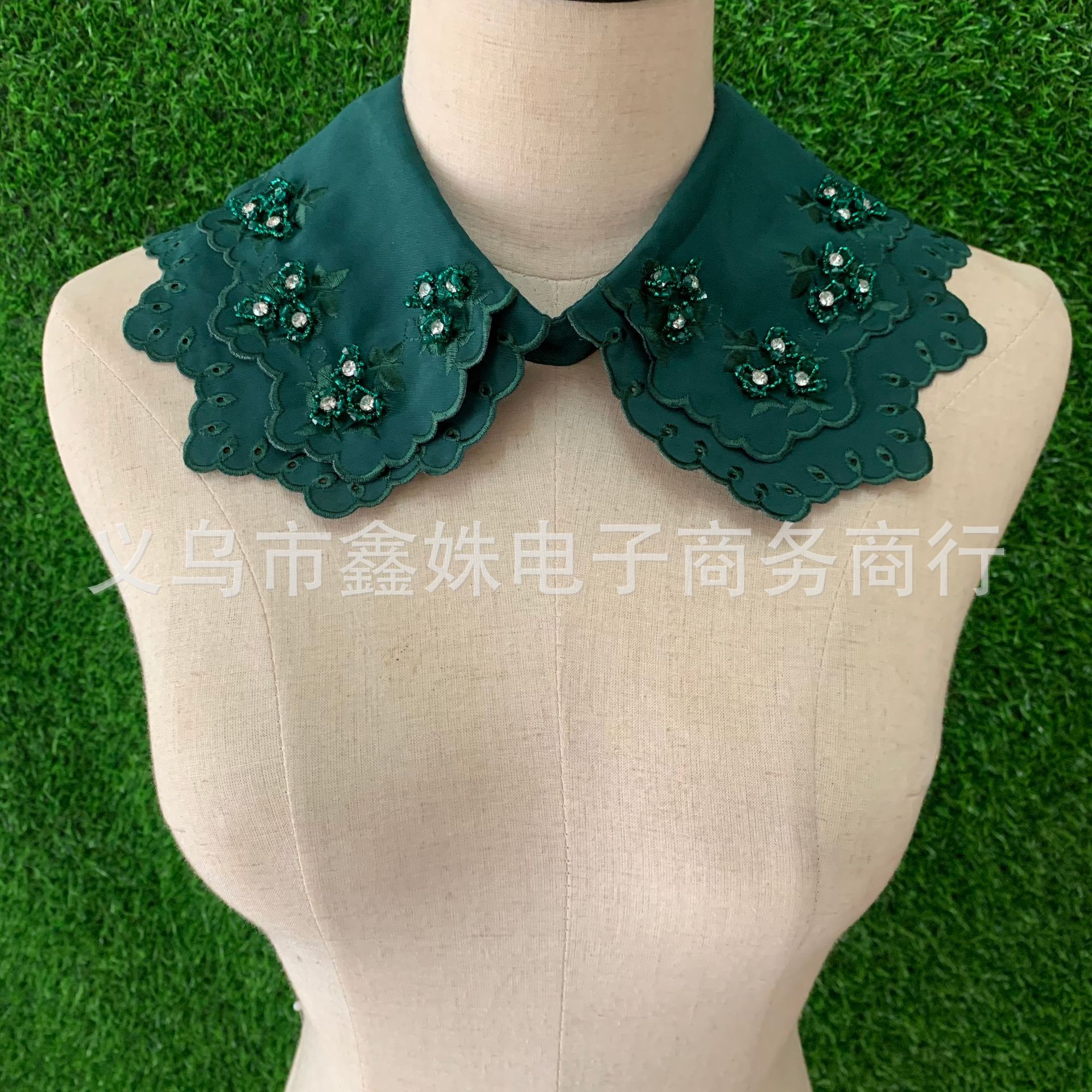 Best-selling heavy industry fake collar, versatile collar, autumn and winter sweater decoration, shirt collar inner layer, factory direct sales Application Scenario
