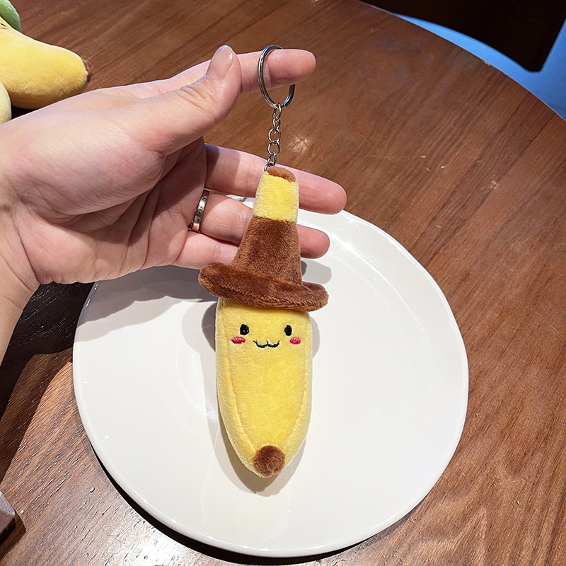 Japanese and Korean small banana plush toys, hats, small banana strings, small pendants, mobile phone and backpack decorations Application Scenario