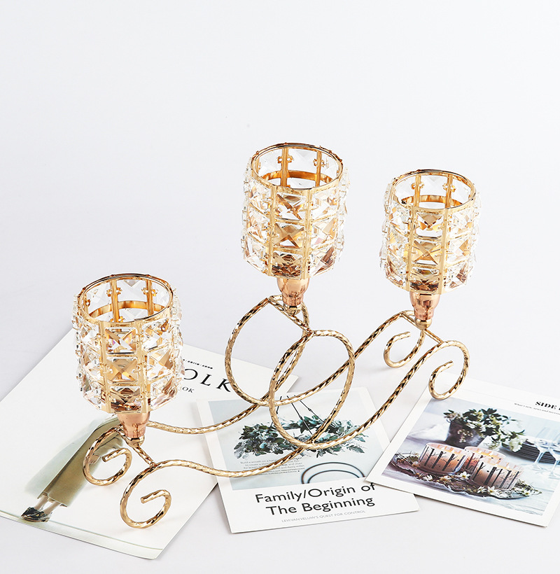 Amazon Retro Candlelight Dinner Props Nordic Romantic Crystal Candlestick Decoration Light Luxury American Three-Head Candle Stand details Picture