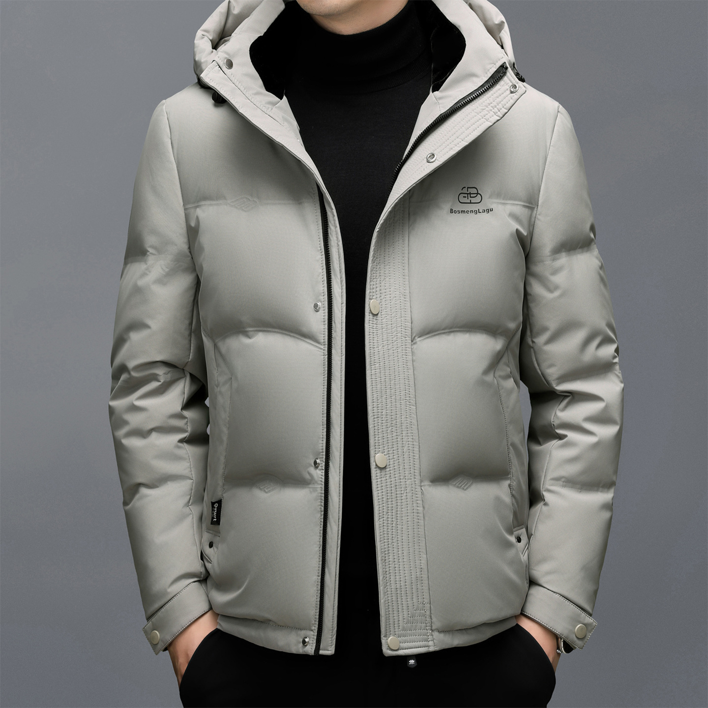 The new hooded down jacket for men in winter is warm and thick. The white duck down casual business jacket for middle-aged dads is trendy