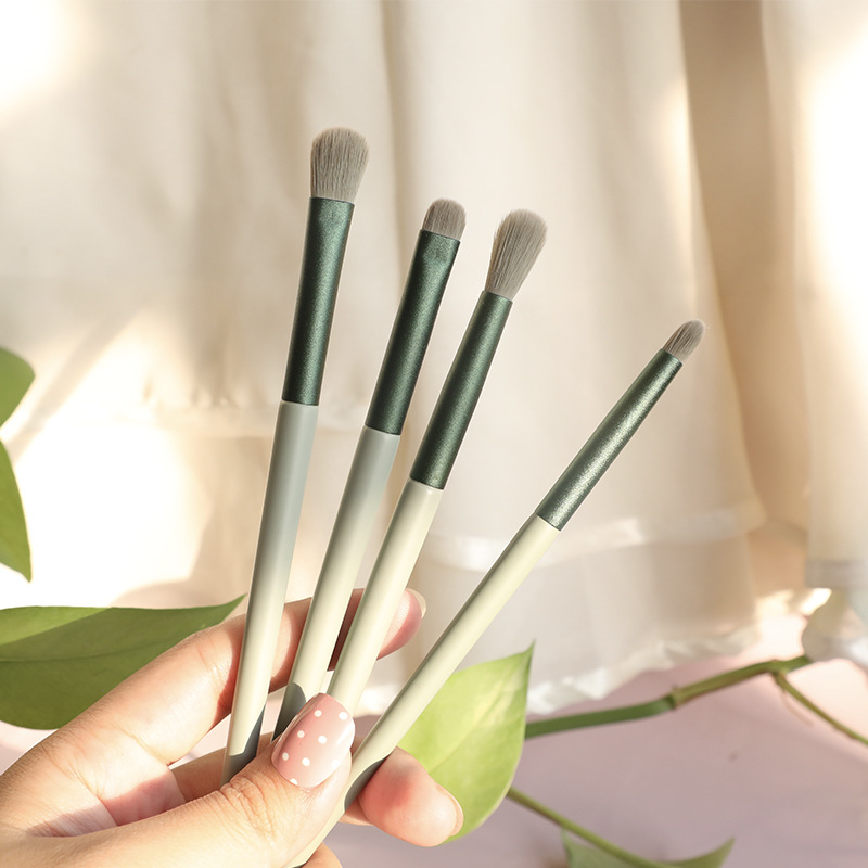It's So Soft! Eyeshadow Brush Smudge Brush Detail Brush Spread Color Brush Nose Bridge Highlight Brush Cangzhou Makeup Brush
