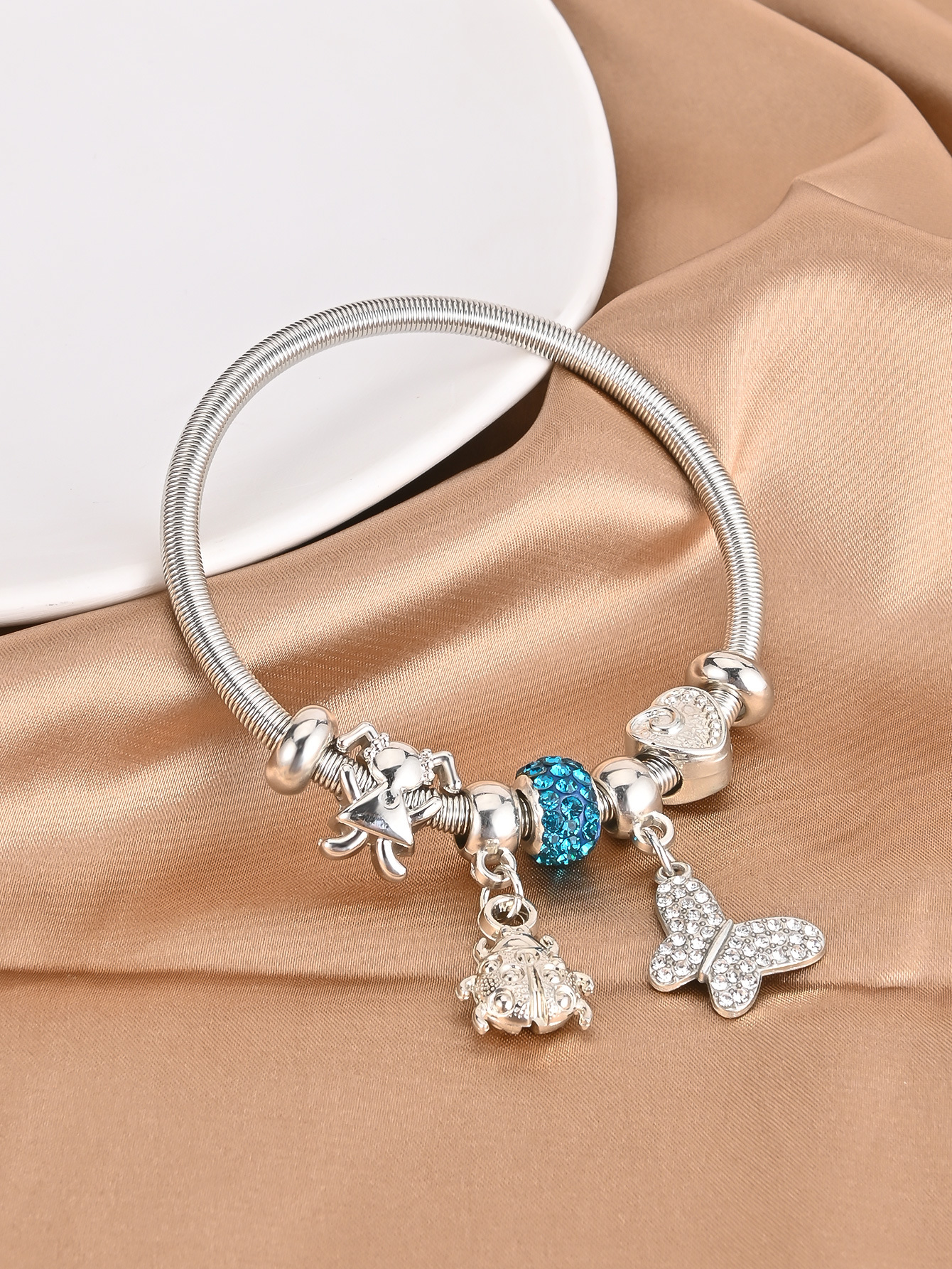Oly Magic Bracelet Bl003 European And American Diamond Animal Butterfly Spring Bracelet Women's Crystal Peach Heart Small Fresh Bracelet Ladybug Rhinestone Application Scenario