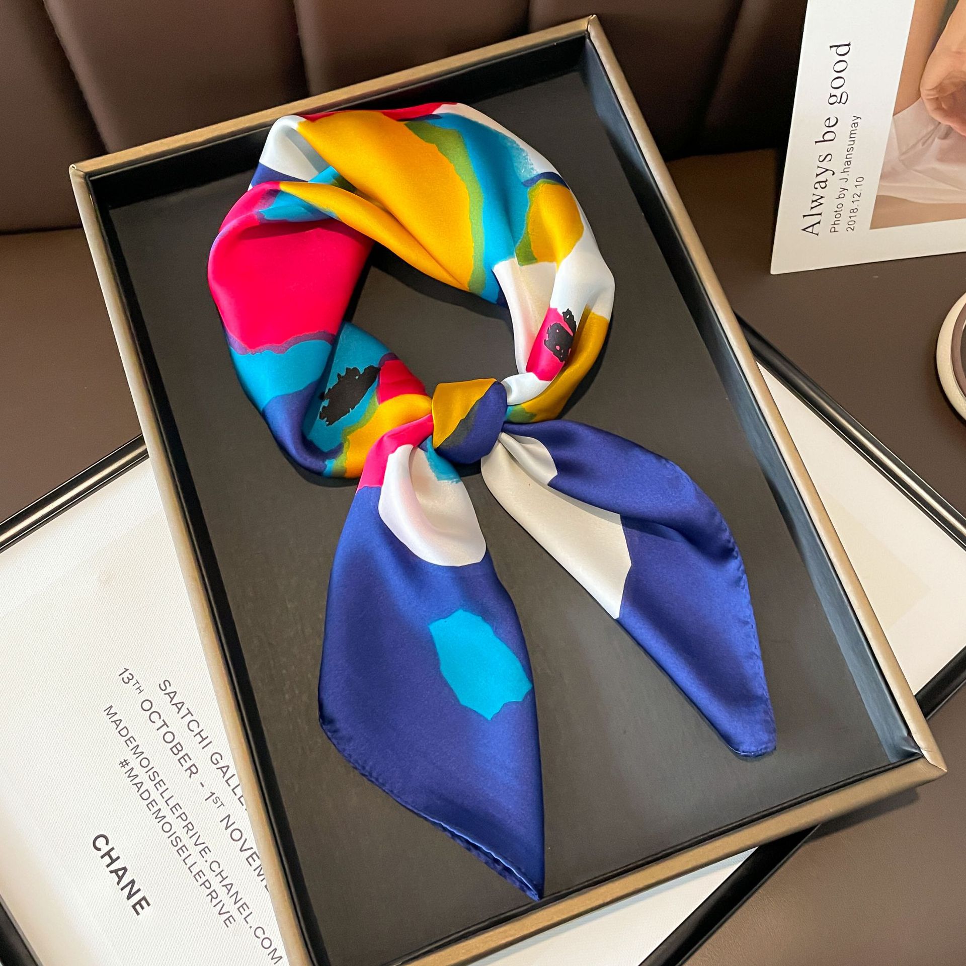 New Small Square Scarf 70Cm South Korean Plant Flowers Satin Square Scarf Silk Women Decorated Small Shawl Neck details Picture