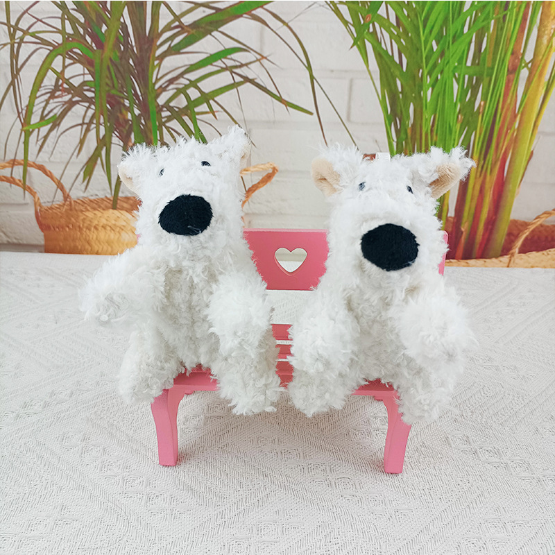 Wholesale of cute puppy figurines, keychains, pendants, couple bags, pendants, dolls, plush toys and gifts
