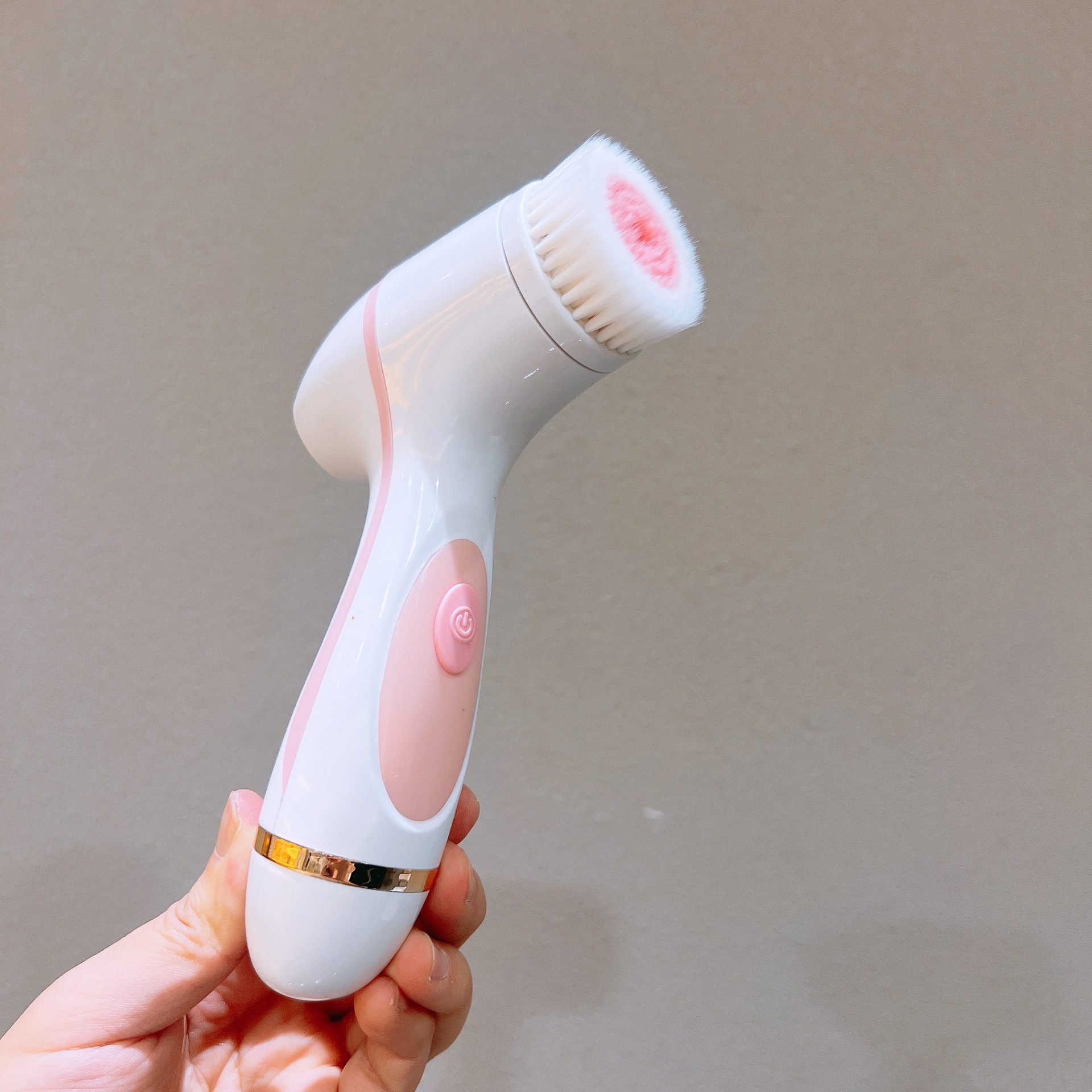 新款跨境家用充电便捷美容电动洗脸刷超声波多功能硅胶防水洗脸仪详情19
