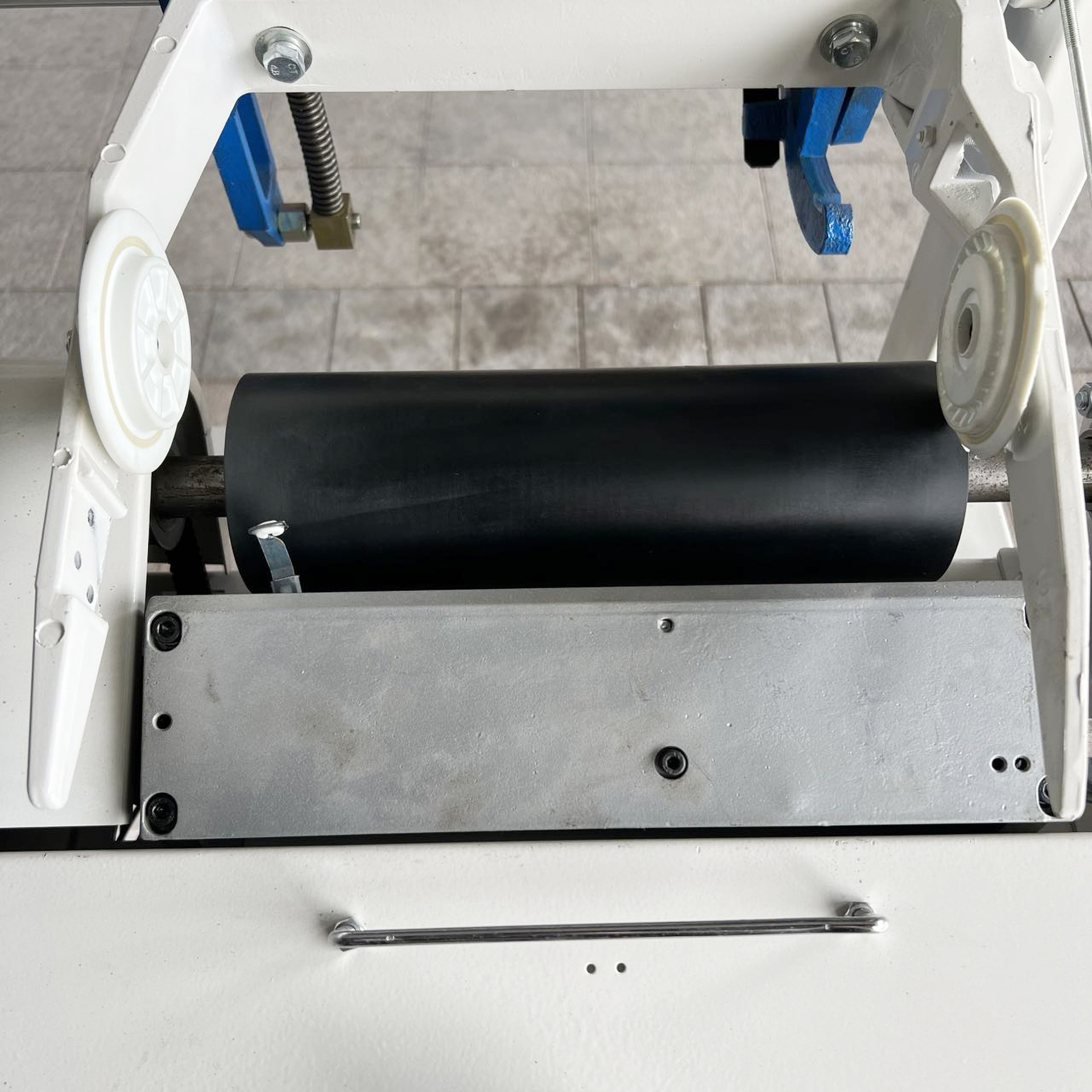 280 defuzzing machine, 6-spindle defuzzing, yarn rewinding machine, 2/4/6 single-spindle textile equipment, winding 280 single-spindle rewinding machine details Picture