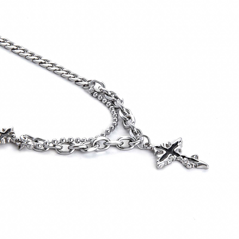 Cross-patterned titanium steel necklace for men, trendy, niche, versatile and non-fading accessory, high-end collarbone chain, light luxury accessory Item Picture