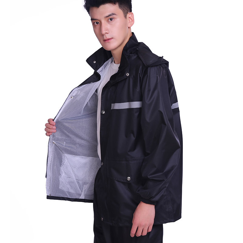 Wholesale of raincoats: Chunya Textile PVC reflective raincoat set, Adult split outdoor Patrol raincoat and rain Pants set Item Picture