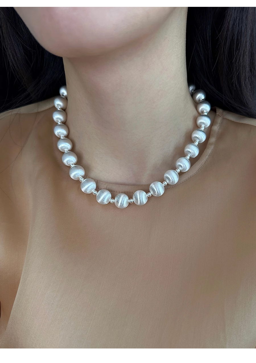 拉丝圆球银色猫眼项链女秋冬百搭高级感轻奢锁骨链小众毛衣链饰品详情6