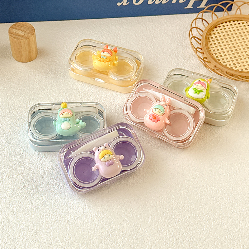 Portable no-screw cap contact lens case, flip-top integrated color contact box, cartoon companion box 806-20, exclusively for foreign trade