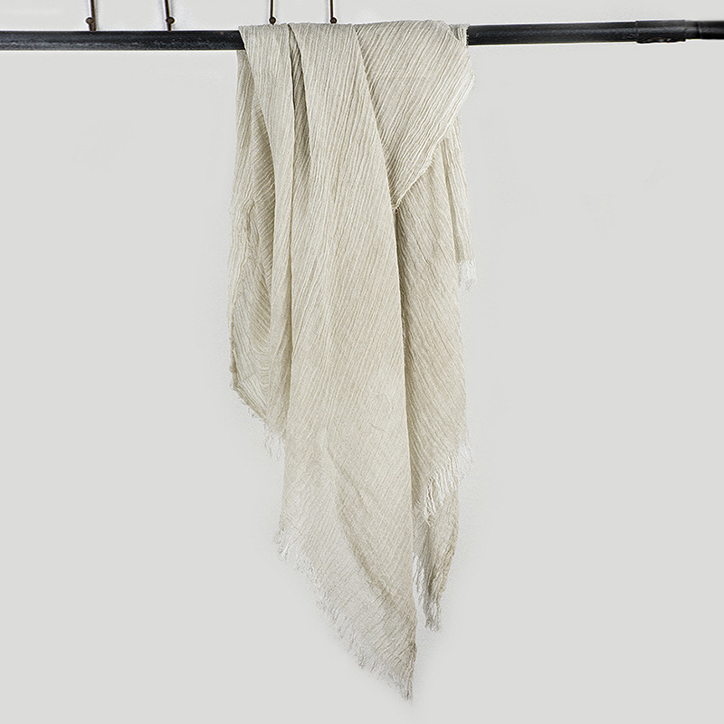 Wholesale of thin, artistic and retro pleated men's cotton and linen scarves for women in spring and autumn 2024, long solid color shawls details Picture