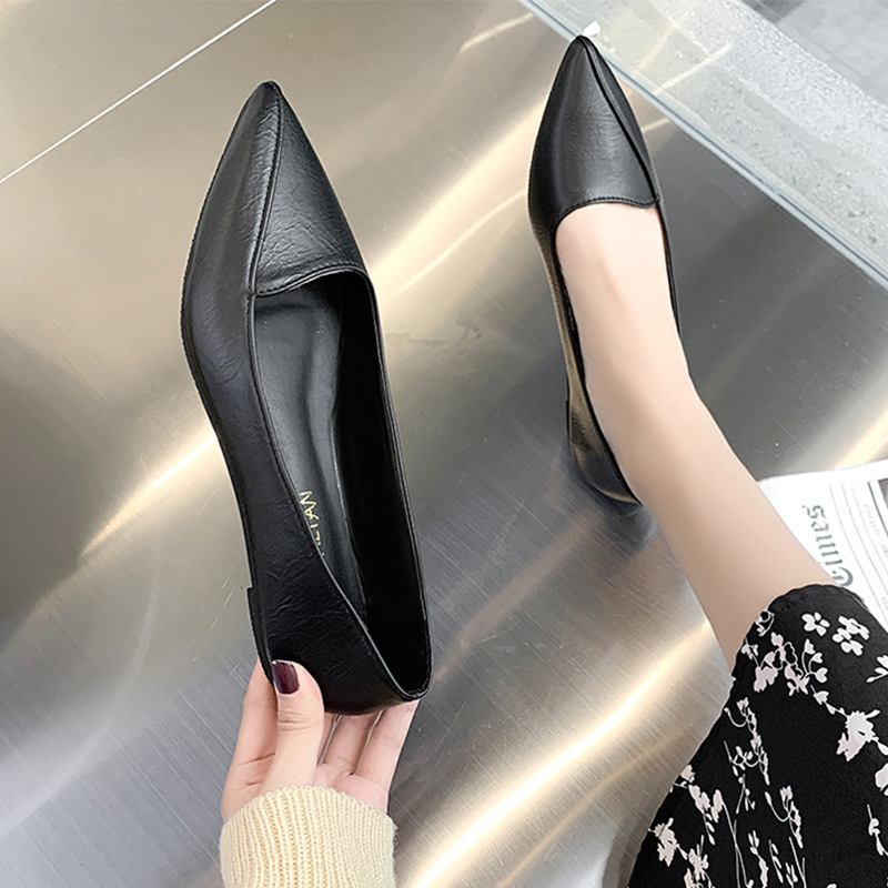 2024 New Spring Korean Edition Versatile, fashionable and casual flat, shallow toe bean shoes for women, anti-slip pointed-toe women's single shoes Specification image