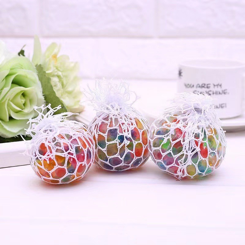 Release Grape Ball Stress Relief Three-color dazzling flour grape color-changing ball Stress Relief Ball Kneading Fun magic tool Prank toy Application Scenario