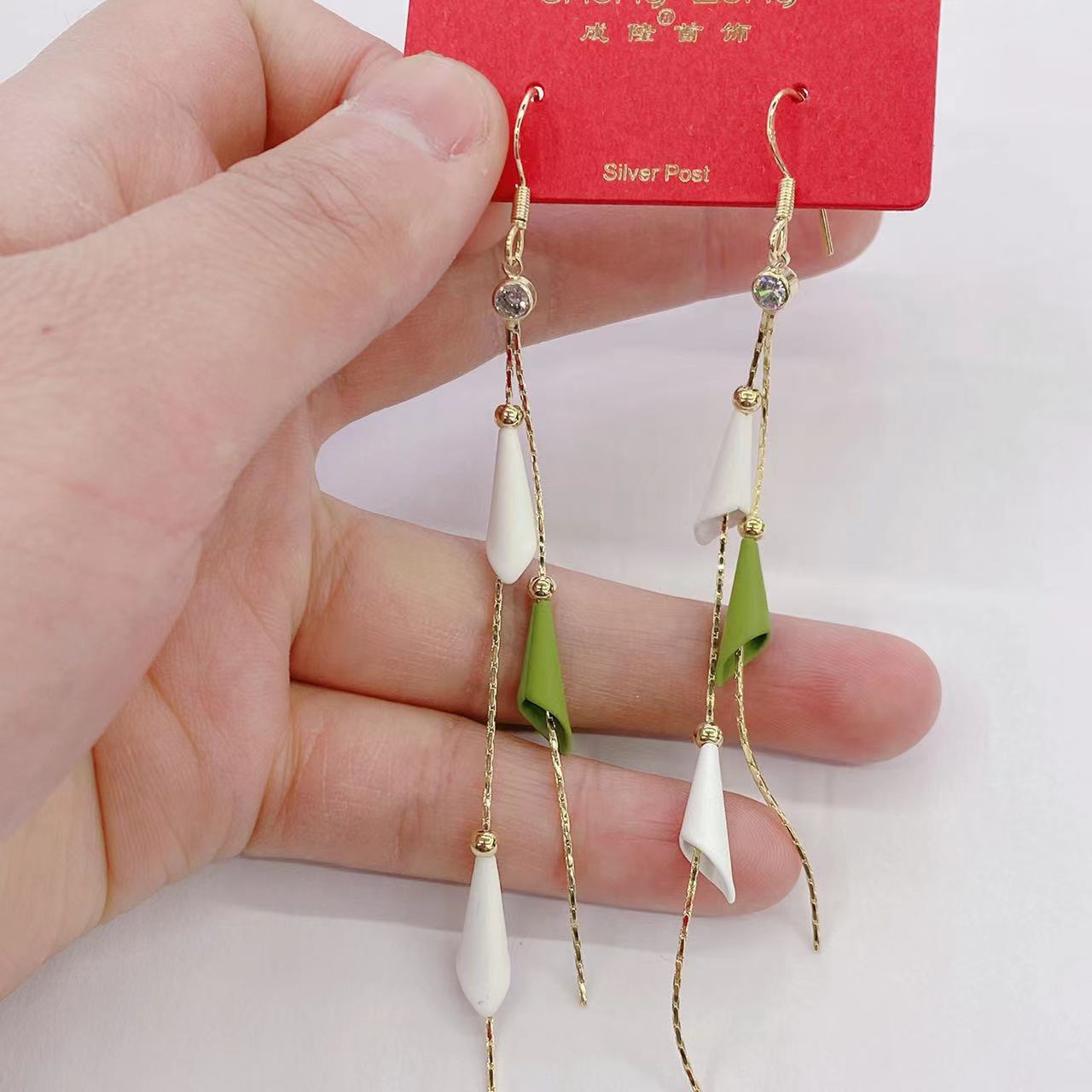 【 Silver Needle 】 Chinese Style Colorful Flag Three-color tassel spliced AAA Zircon elegant Female earrings, a bestseller in live-streaming by Internet celebrities details Picture