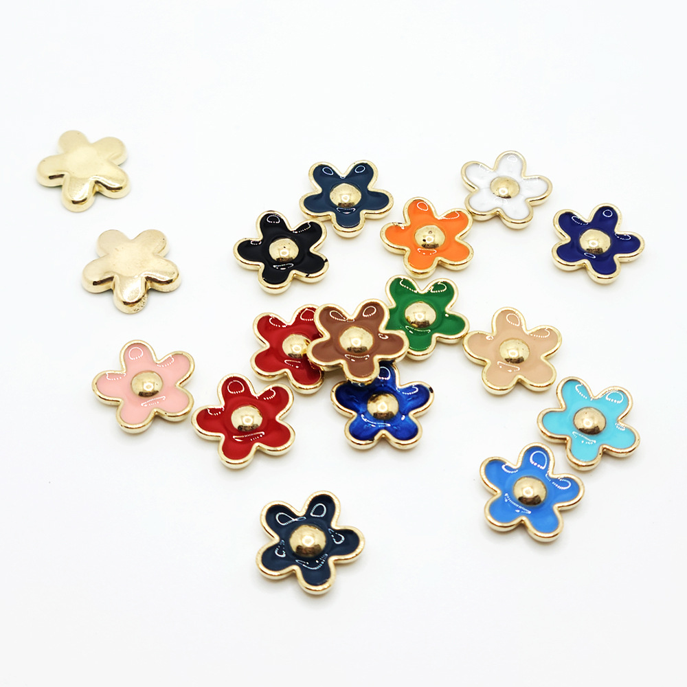 Plastic oil-dripping sunflower handmade diy jewelry accessories, five-petal small flower hair accessory, necklace storage box, decorative clasp details Picture