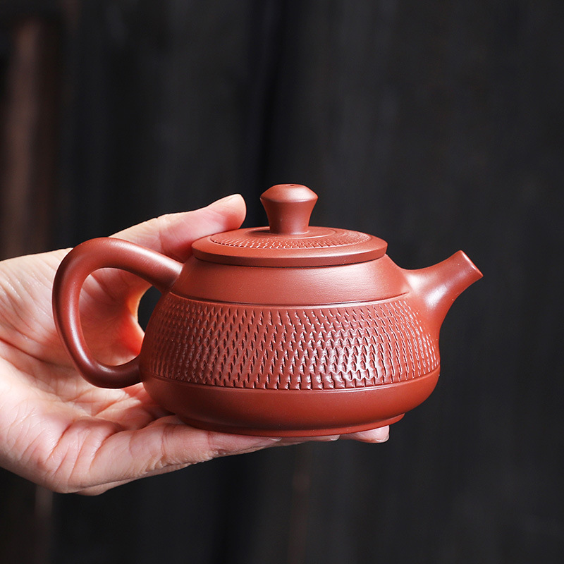 Red Clay Pot Large Raw Mine Old Master Hand Kung Fu Tea Set Xishi With Collection Certificate Teapot Gift Box Application Scenario