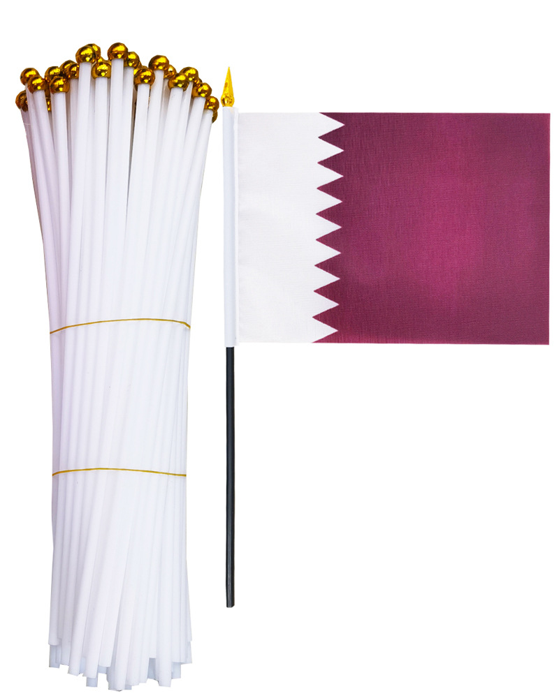 العرض الفوري هو 14*21 سنتيمتر من قطر قطر الرافعة لبطولة كأس العالم لكرة القدم 2022. Item Picture
