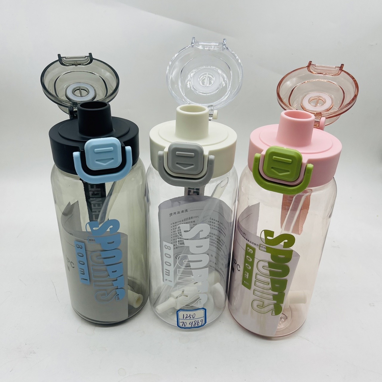Wholesale plastic cups, sports and fitness space cups, 800ml portable plastic water cups, men's and women's water bottles, direct drinking water bottles details Picture