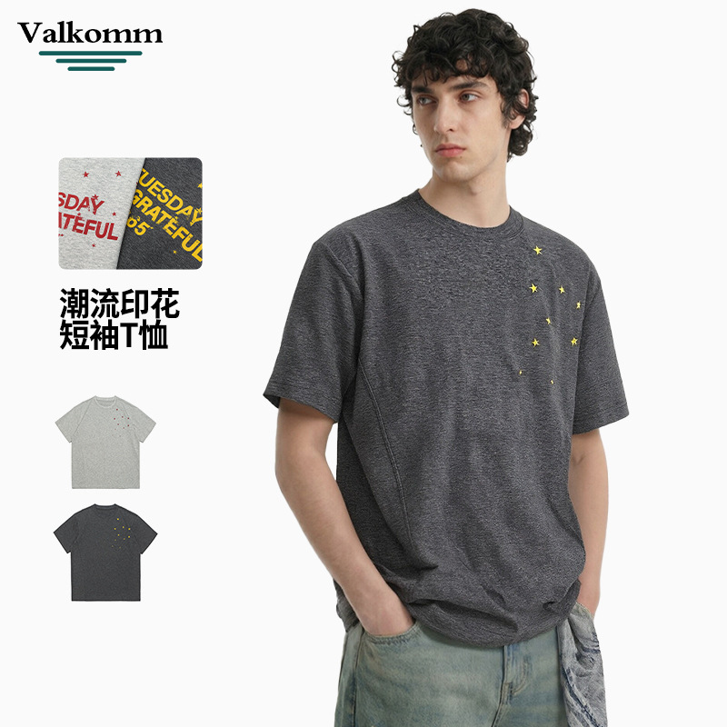 Laike Fashion's latest laid-back short-sleeved T-shirt for men's summer is a loose, casual and versatile round-neck printed top