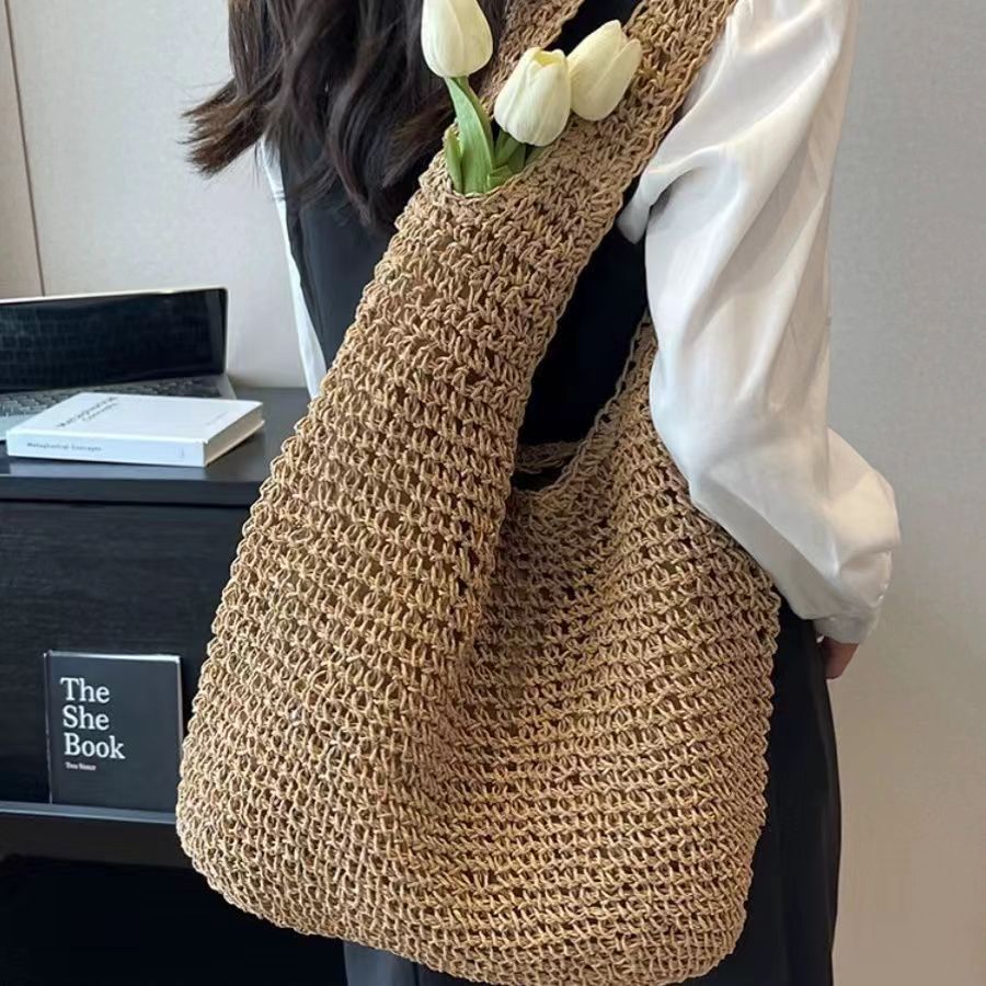 2021 New Summer versatile casual single-shoulder bag for women, forest-style hand-woven bag, large-capacity beach bag details Picture