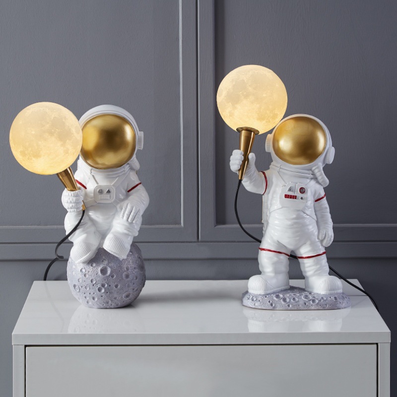 Astronaut moon lamp Bedroom bedside desk decoration 3D moon decorative light Modern space astronaut lamps