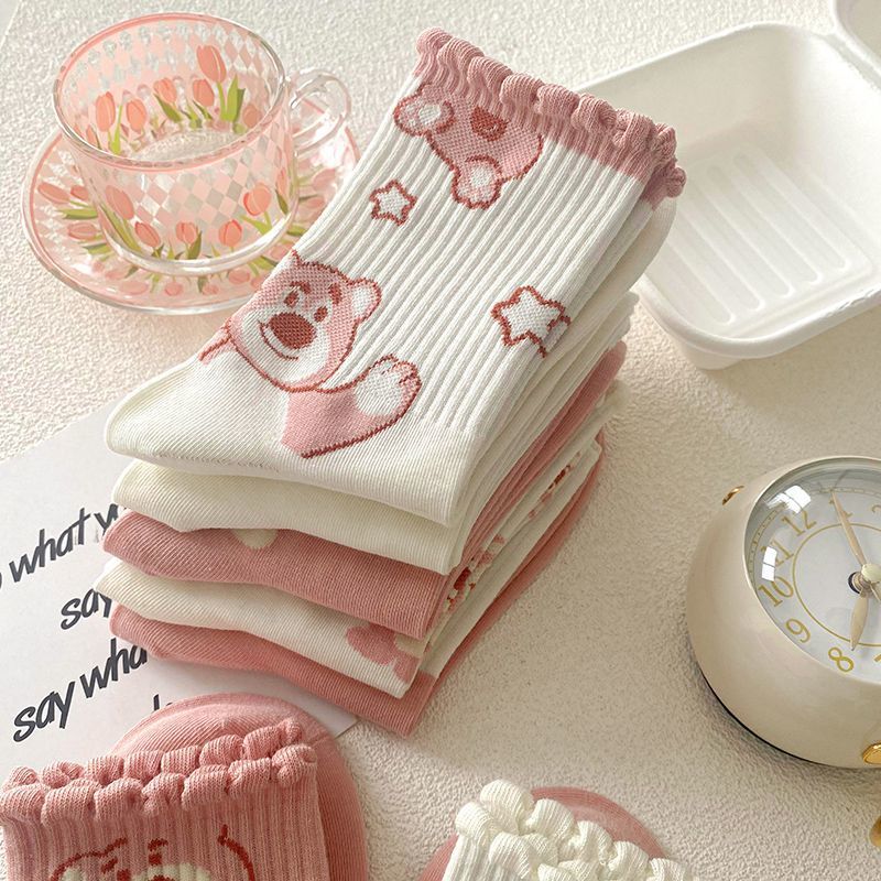 Women's mid-calf pink cartoon socks, school-style cute lace socks, sweet and versatile bear socks details Picture