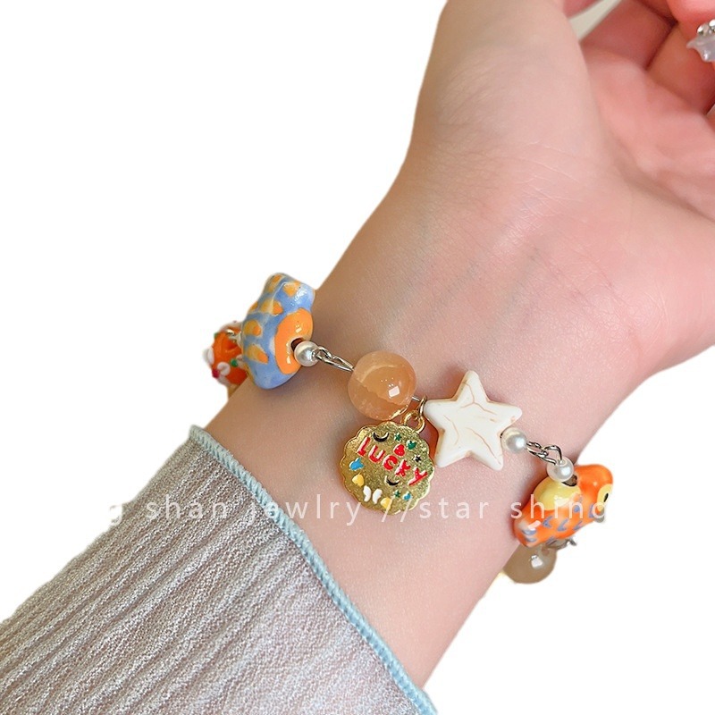 手链/手串/五彩绳/首饰/手串手链白底实物图