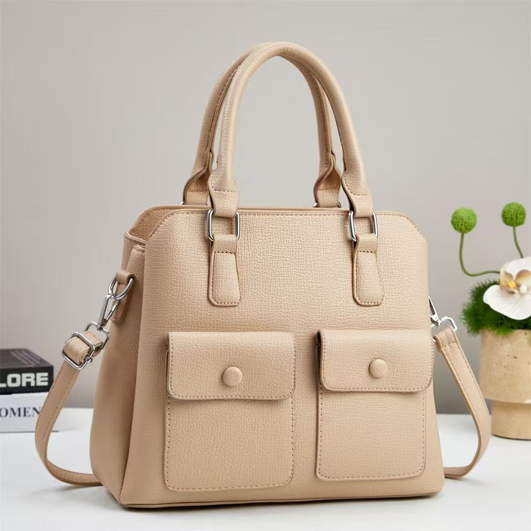 A classic and versatile multi-pocket single-shoulder women's bag with a high-end feel, a fashionable and trendy bag for women going out and commuting Specification image
