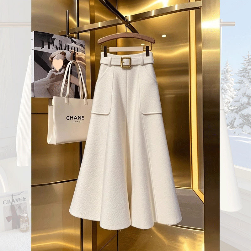 For the spring of 2025, create a complete set of two-piece Korean-style simple yet sophisticated tops and versatile skirts for women Application Scenario
