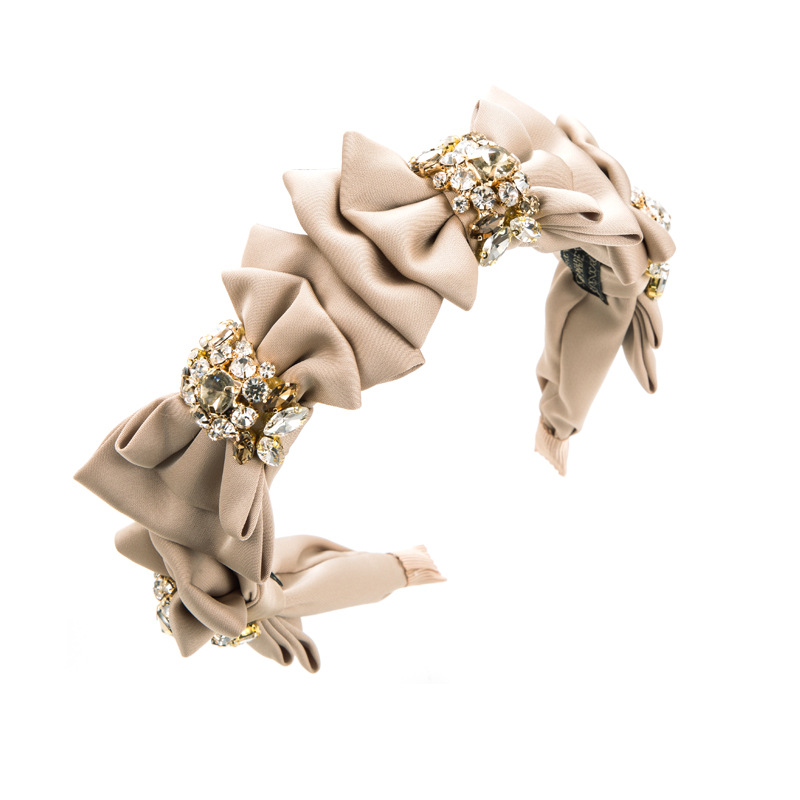 Hair Band Europe And The United States New Multi-Layer Bow Inlaid Diamond Hair Grottos Female Korean Version Temperament Style Satin Fabric Art Head Band Application Scenario