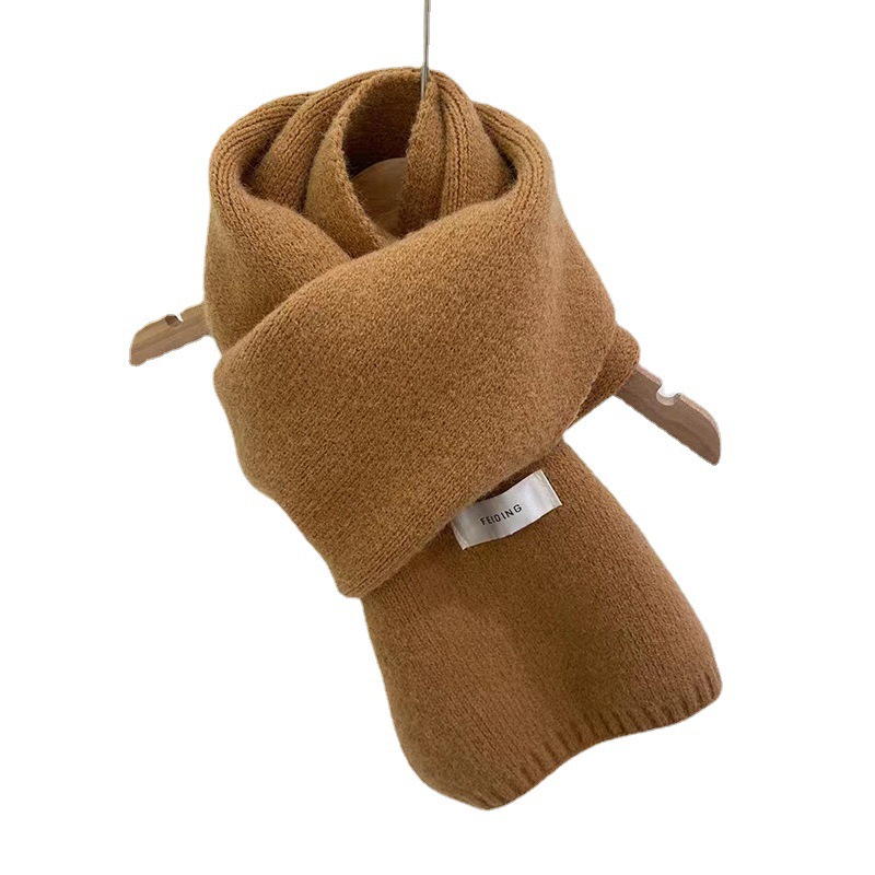 "2025 New Korean style winter InS-style solid color knitted scarf for girls, warm and versatile, student winter little scarf for boys. Item Picture