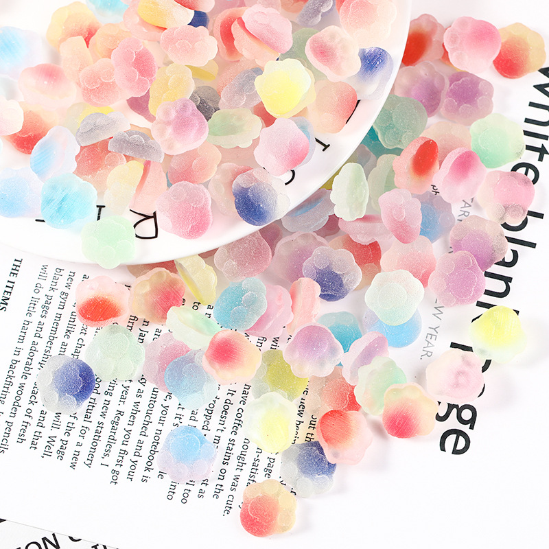 New resin accessory cartoon gradient cat paw gummy candy simulation food toy diy cream rubber phone case patch material Specification image