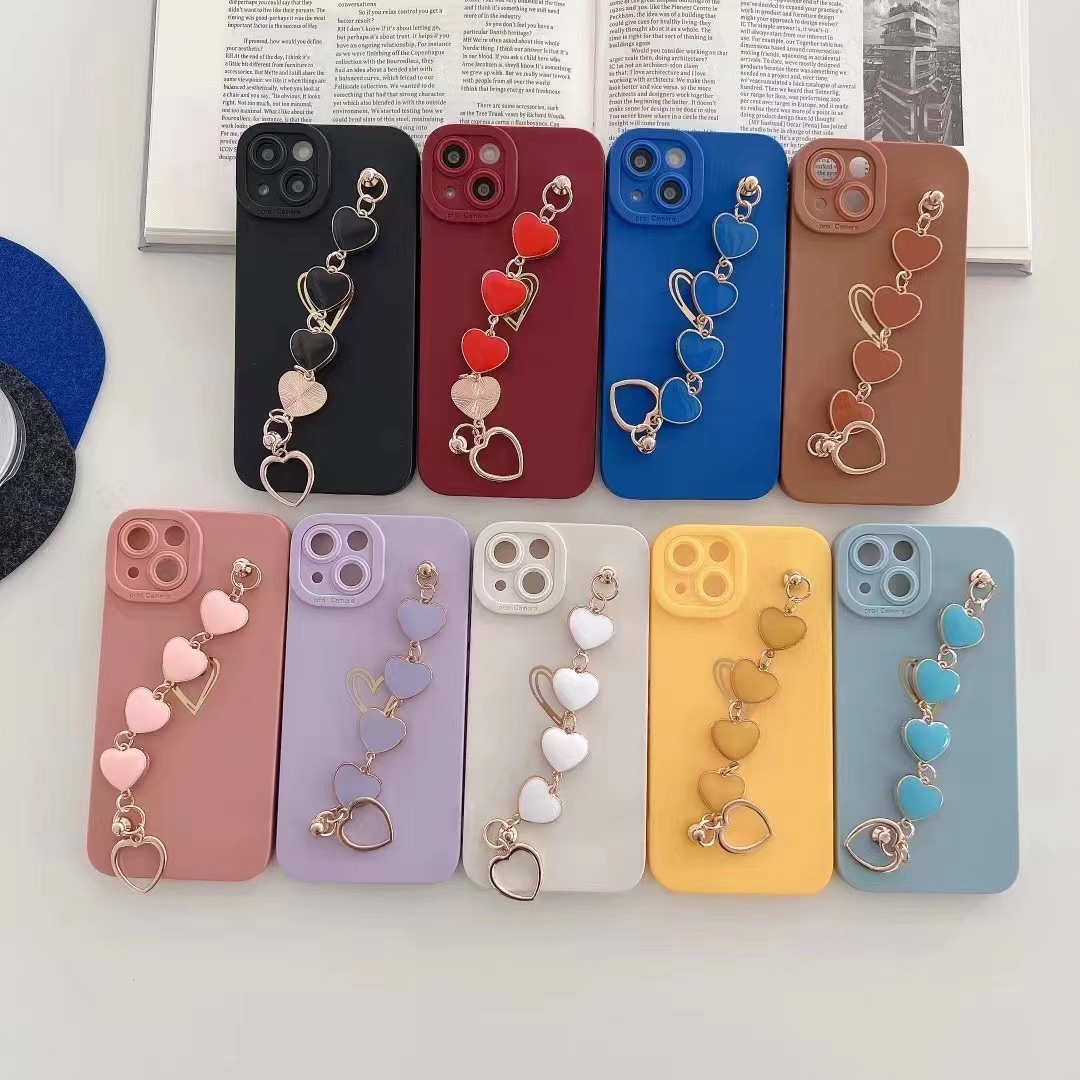 Cross-border application Love bracelet for 14promax phone case 14plus female 13 Fine hole XSMAX new x female Item Picture