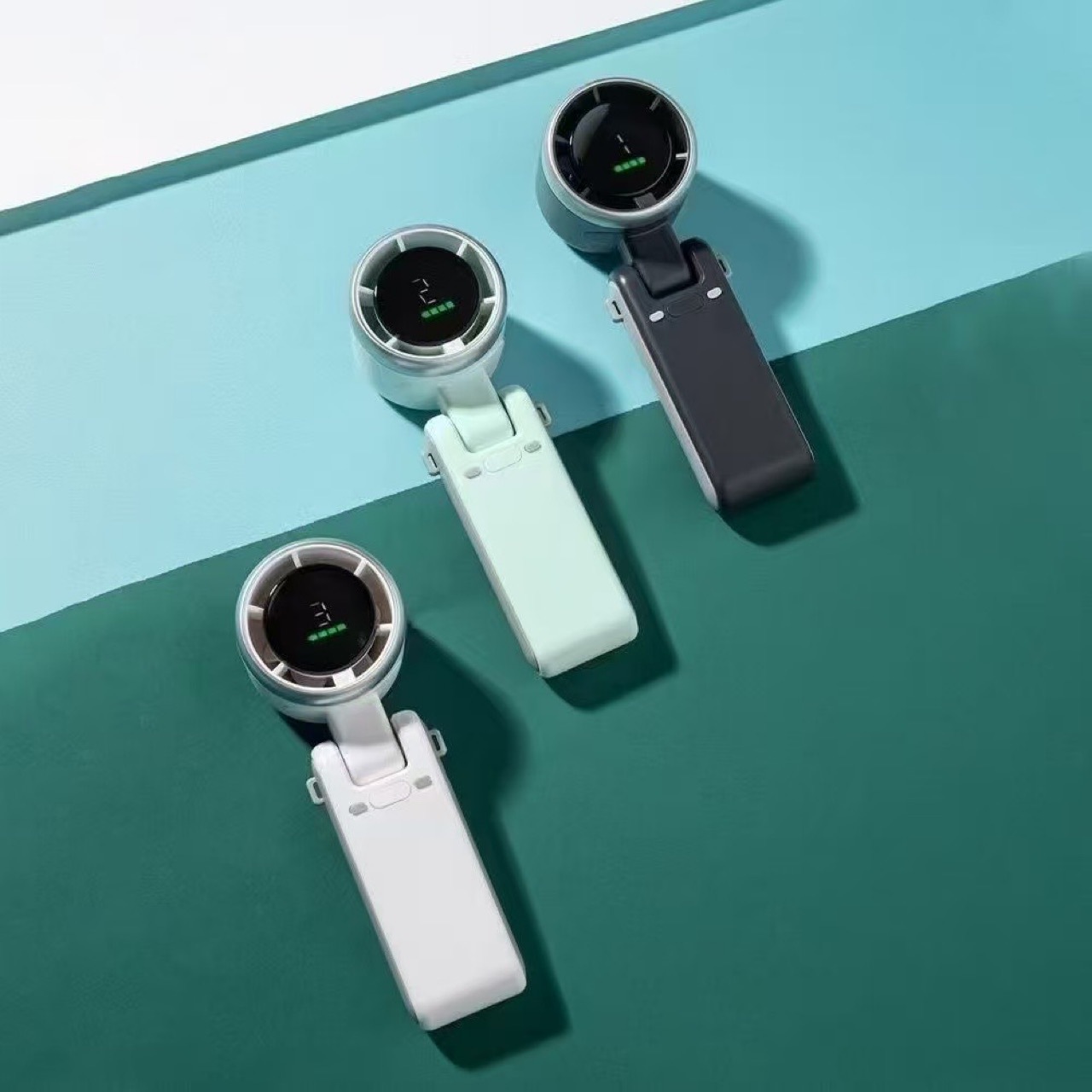 跨境爆款高速涡轮风扇数显迷你挂脖风扇usb充电手持折叠小风扇