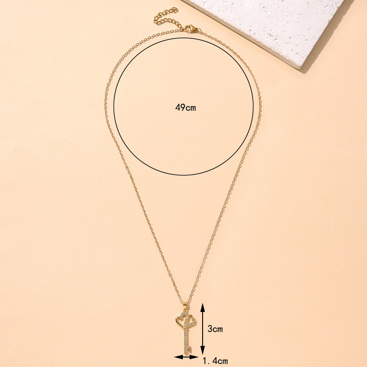 Key pendant necklace with simple and fashionable design, DIY micro-inlay, elegant and light luxury zircon accessory necklace pendant jewelry Specification image