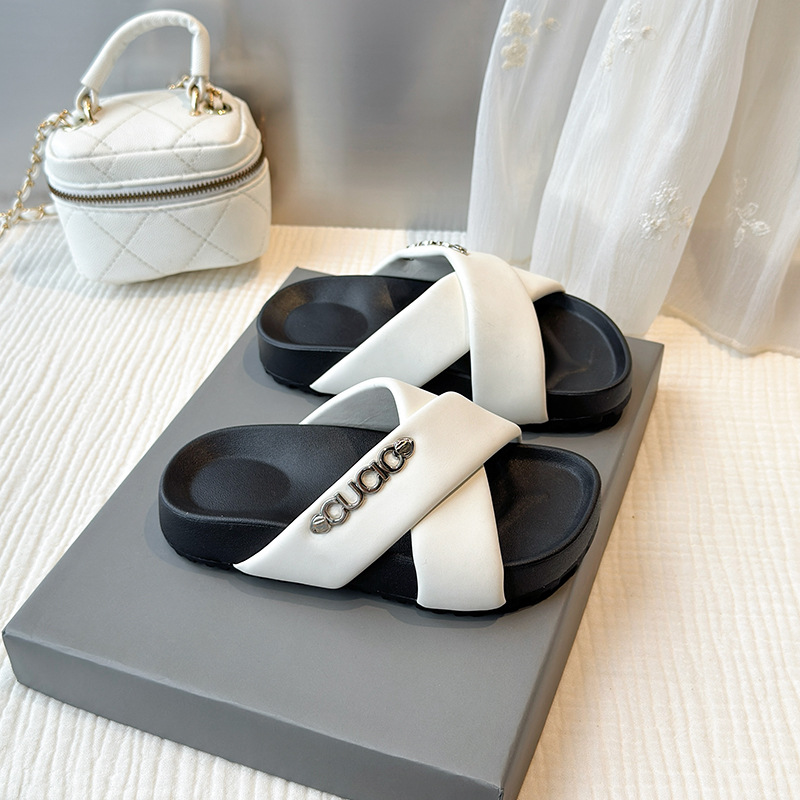 软底一字拖凉鞋外穿2025时尚厚底沙滩儿童凉拖鞋耐磨舒适防滑小童