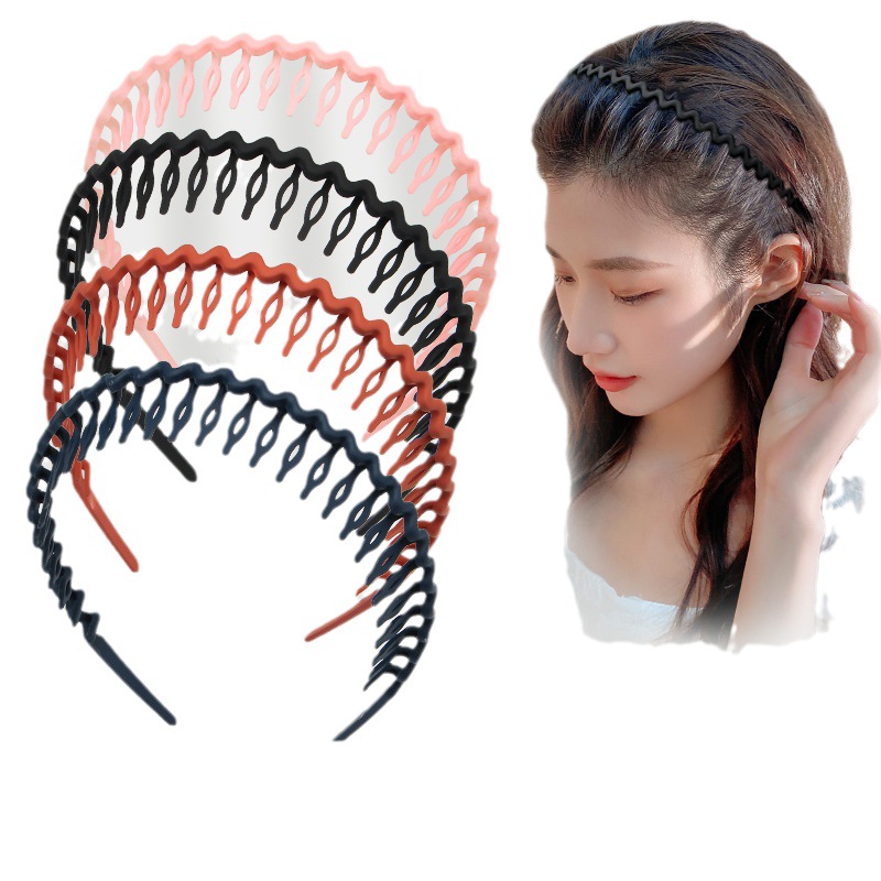 عادة ما تكون المرأة التي تشحن شعرها بحلوان الحلوى والشعر مع الشعر مقاوم للانزلاق Item Picture