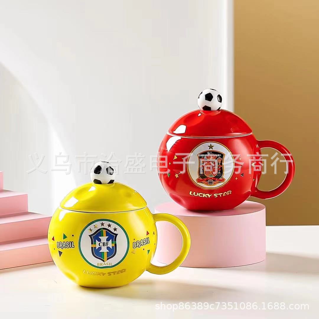 ins creative high appearance level football cups, Internet celebrity mugs, covered spoon breakfast cups, round ceramic cups wholesale details Picture