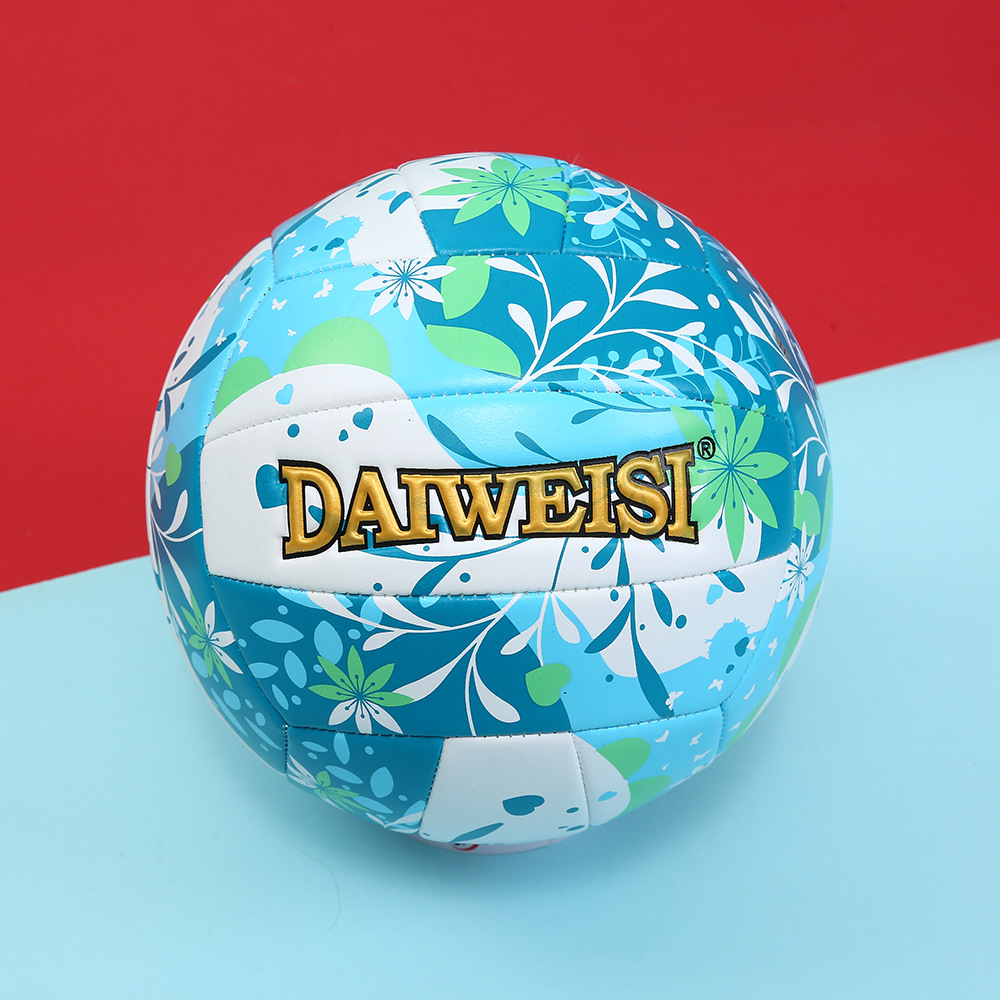 Customized fashionable printed training PVC footballs, new creative graffiti footballs, machine-sewn wear-resistant and explosion-proof No. 5 footballs Application Scenario