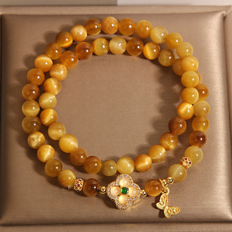 A natural gold tiger's eye double-ring bracelet for women, a light luxury, niche and exquisite four-leaf clover crystal bracelet as a gift for your best friend Application Scenario