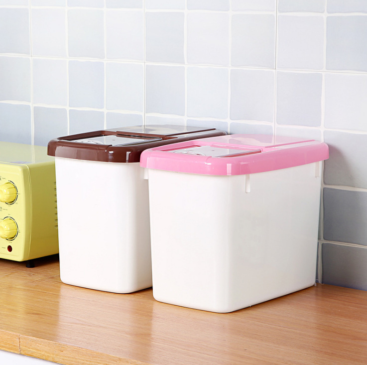 A 20-jin sealed rice bucket for flour storage in the kitchen
