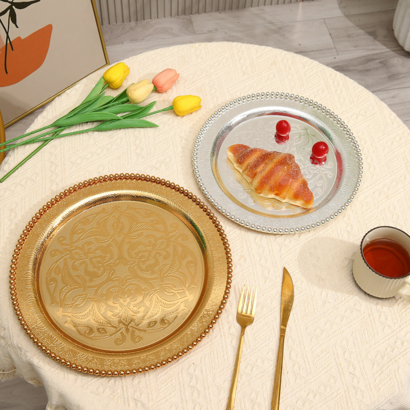 Large Fruit Tray Light Luxury Metal High-Grade Bead Point Dried Fruit Snack Tray Home Afternoon Tea Pastry Tray Jewelry Tray Application Scenario