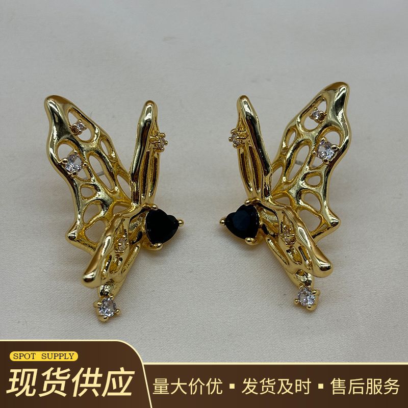 中古唯美蝴蝶镶嵌爱心锆石镂空耳钉欧美小众铜镀真金优雅简约耳饰
