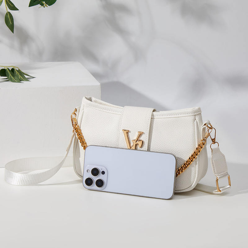 今年流行的腋下包2025跨境女包工厂直营单肩包女高级感女生腋下包详情21