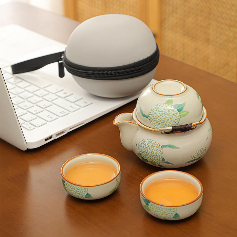 Ru Kiln Quick Guest Cup Portable bag, travel tea set, ceramic kung Fu tea set, one pot, three cups, souvenir gift, printed LOGO Application Scenario