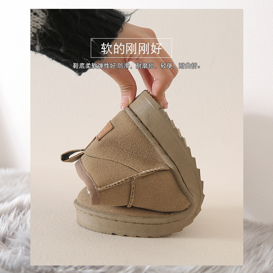 女式雪地靴实物图