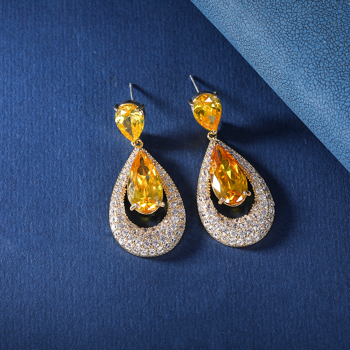 Otina Summer Gold earrings set with colored zircon, slightly diamond-encrusted women's teardrop-shaped S925 silver stud earrings Specification image