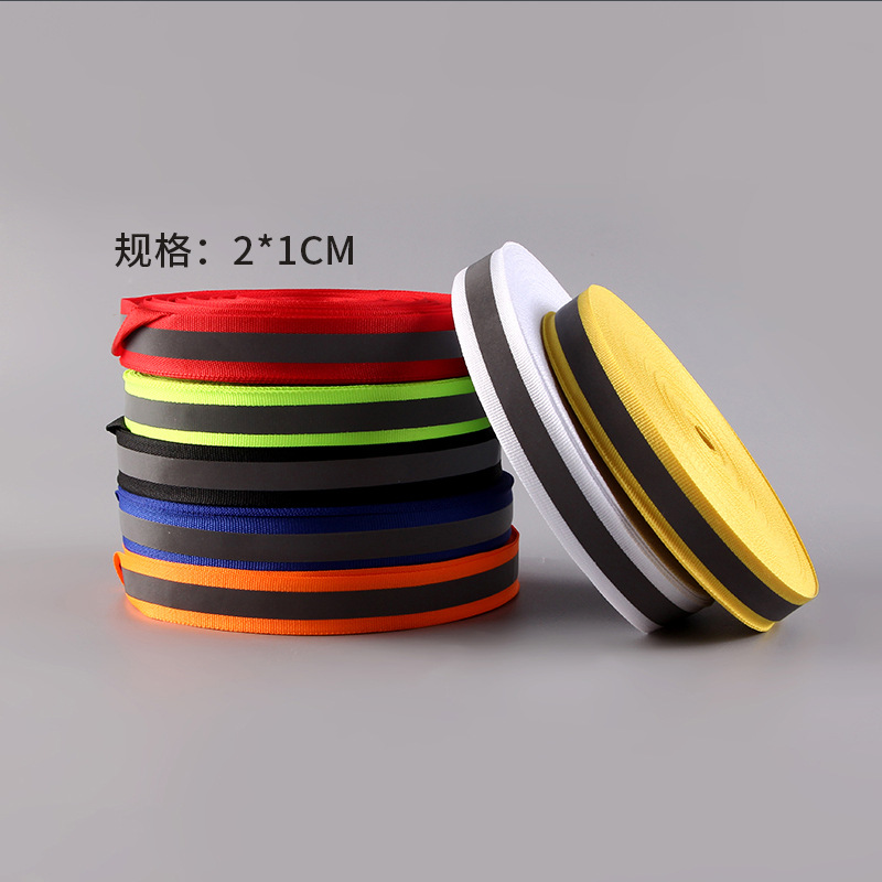 Spot Wholesale Black High Light Reflective Webbing Green Orange Reflective Warning Webbing Bright Silver Hot Paste Reflective Strip Application Scenario